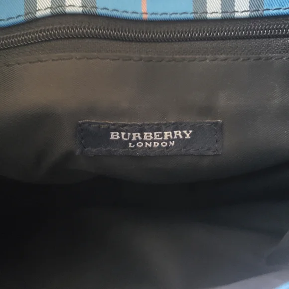 Burberry mini tote handbag - Picture 8 of 9